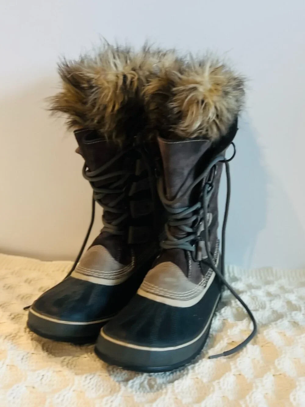 Sorel Joan of Arctic Waterproof Winter Boots Faux Fur Women’s Size 10